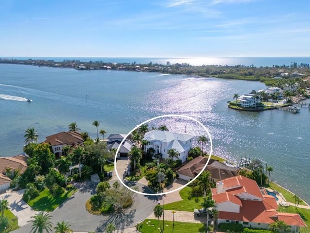 1500 CARIBBEAN DRIVE, Sarasota, FL 34231
