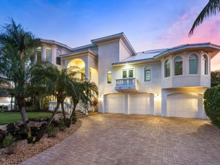 1500 CARIBBEAN DRIVE, Sarasota, FL 34231