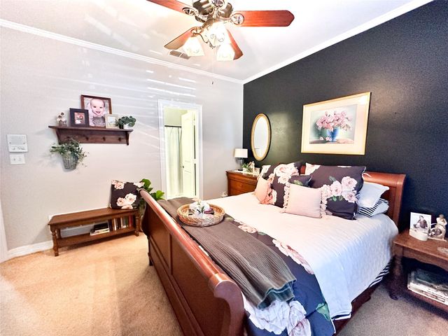 599 N Weldon, Frankston, TX 75763