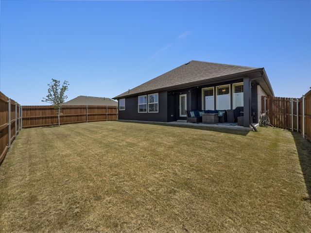 363 Misty Meadow Lane, Lavon, TX 75166