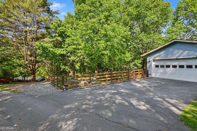22 River Run Drive, Murphy, NC 28906