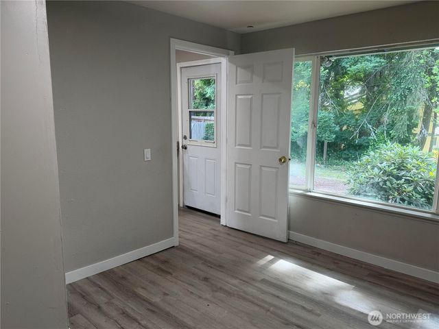 31441 SW 32nd Avenue, Federal Way, WA 98023