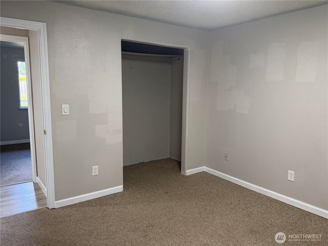 31441 SW 32nd Avenue, Federal Way, WA 98023