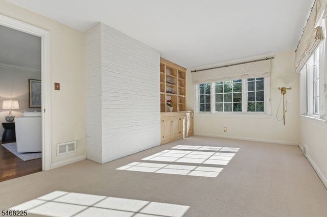 4 MANOR HILL RD, Summit City, NJ 07901
