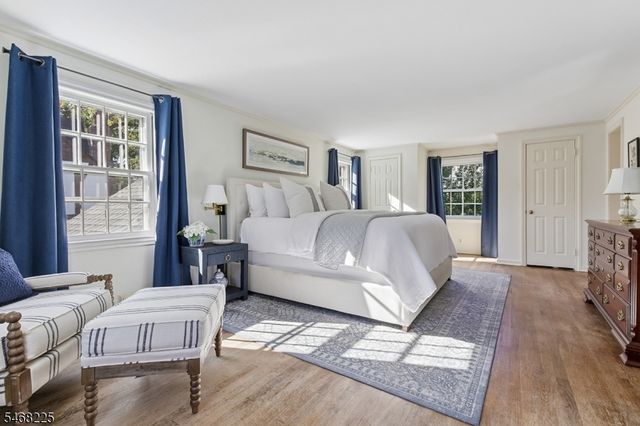 4 MANOR HILL RD, Summit City, NJ 07901