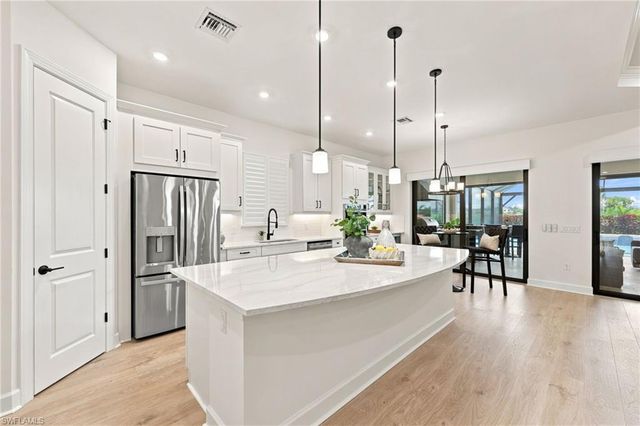 15633 Triesta LN, Naples, FL 34114