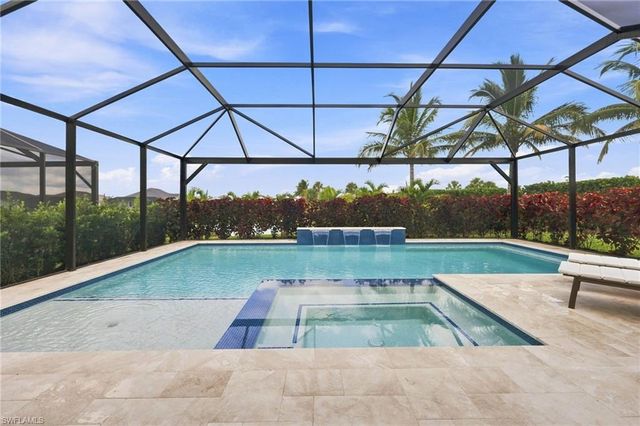 15633 Triesta LN, Naples, FL 34114