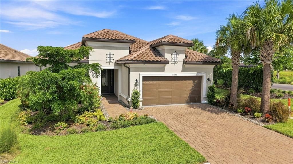 15633 Triesta LN, Naples, FL 34114