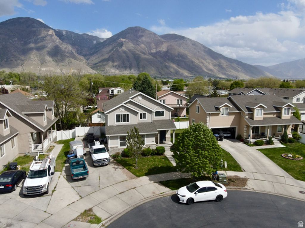 Image 2 of property listing at 438 W 730 S, Provo, UT 84601