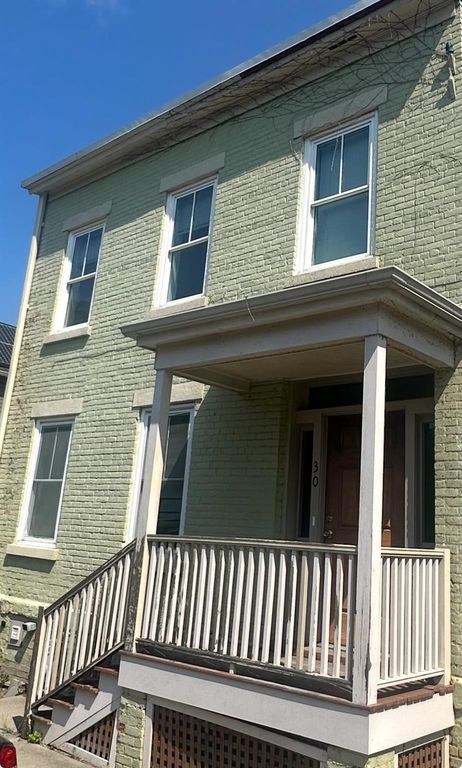 30 E Parmenter Street, Newburgh, NY 12550