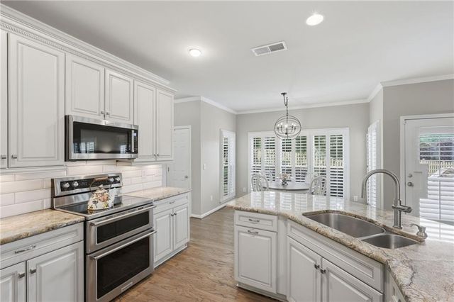 405 Briars Bend, Alpharetta, GA 30004