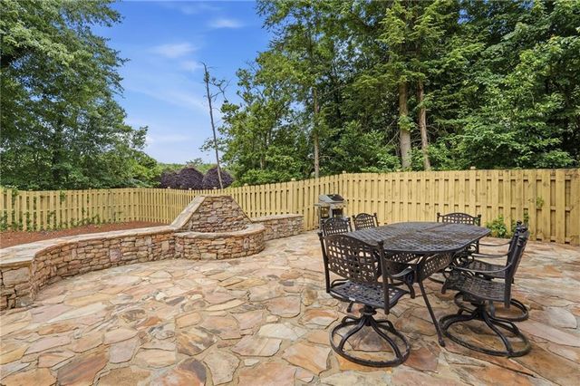 405 Briars Bend, Alpharetta, GA 30004