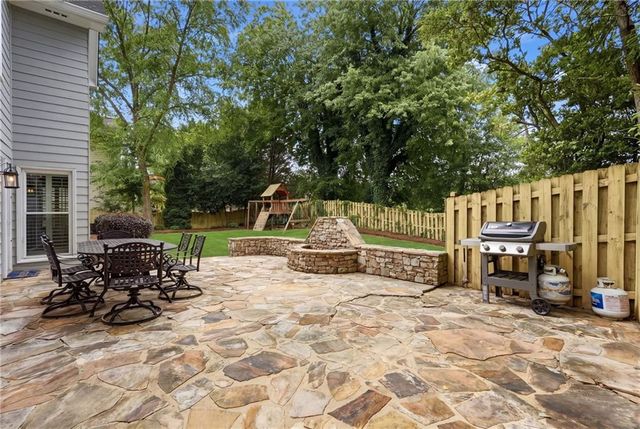 405 Briars Bend, Alpharetta, GA 30004