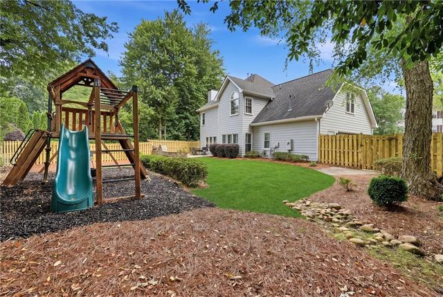 405 Briars Bend, Alpharetta, GA 30004