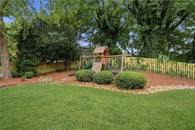 405 Briars Bend, Alpharetta, GA 30004