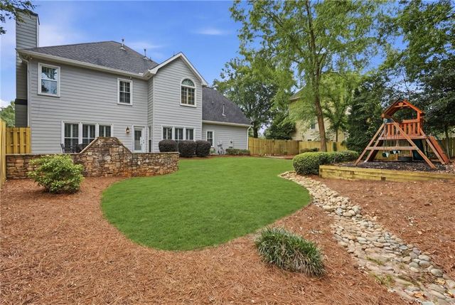 405 Briars Bend, Alpharetta, GA 30004