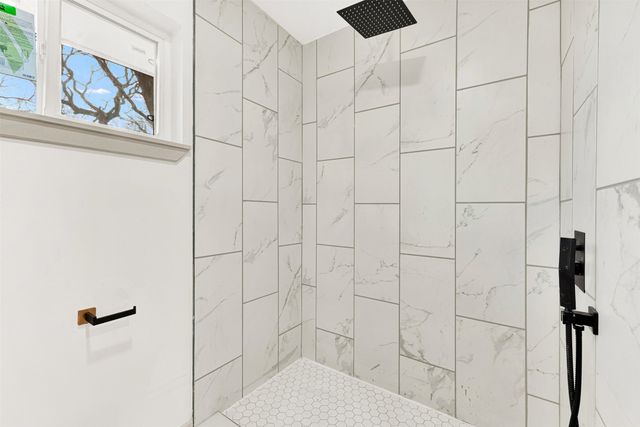 2337 Vega Street, Grand Prairie, TX 75050