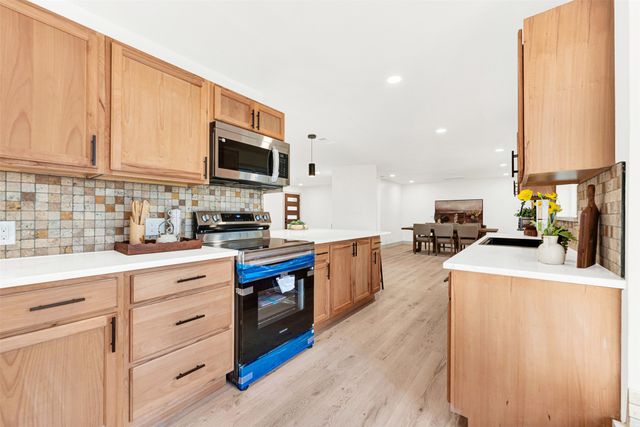 2337 Vega Street, Grand Prairie, TX 75050