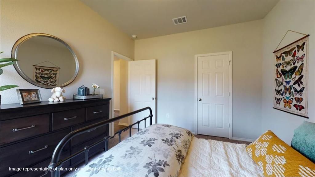 Image 20 of property listing at 1917 Black Poplar Way, Edmond, OK 73034