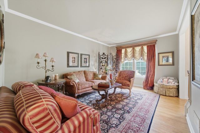 4 Stillwater Court, Algonquin, IL 60102