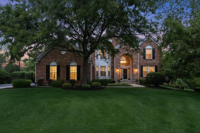 4 Stillwater Court, Algonquin, IL 60102