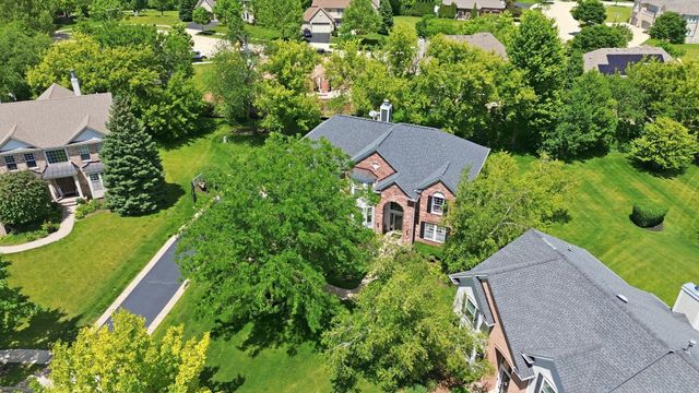 4 Stillwater Court, Algonquin, IL 60102