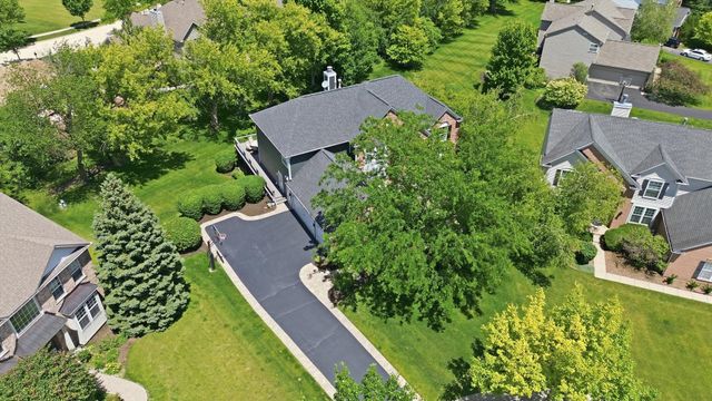 4 Stillwater Court, Algonquin, IL 60102