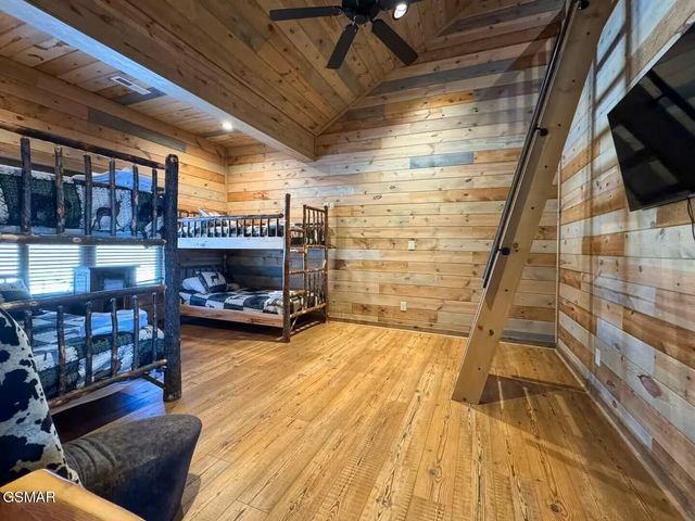 1529 Majestic Mountain Drive, Sevierville, TN 37876