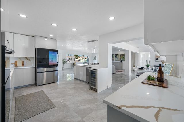 7905 9TH AVENUE S, St Petersburg, FL 33707