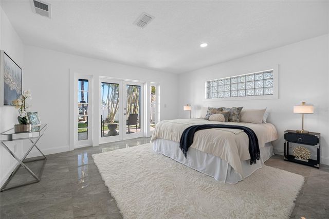 7905 9TH AVENUE S, St Petersburg, FL 33707