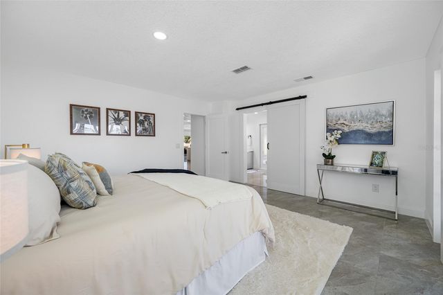 7905 9TH AVENUE S, St Petersburg, FL 33707