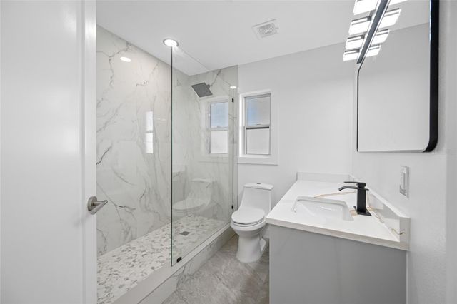 7905 9TH AVENUE S, St Petersburg, FL 33707