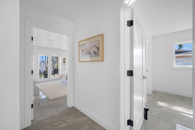 7905 9TH AVENUE S, St Petersburg, FL 33707