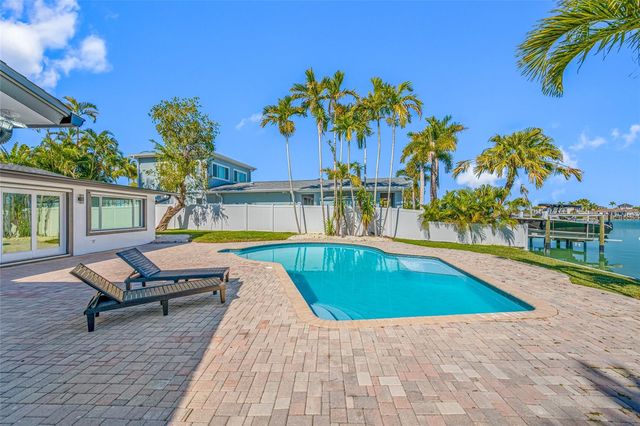 7905 9TH AVENUE S, St Petersburg, FL 33707