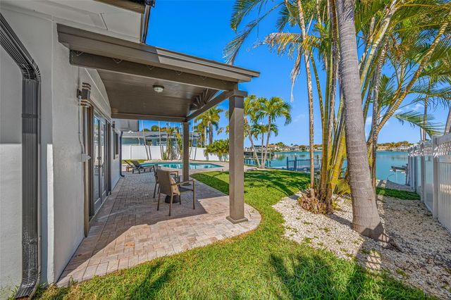 7905 9TH AVENUE S, St Petersburg, FL 33707