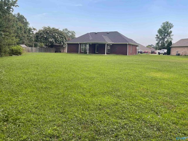 114 Jewell Cobb Court, Owens Cross Roads, AL 35763
