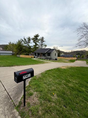 791 Jarvis Avenue, Somerset, KY 42501