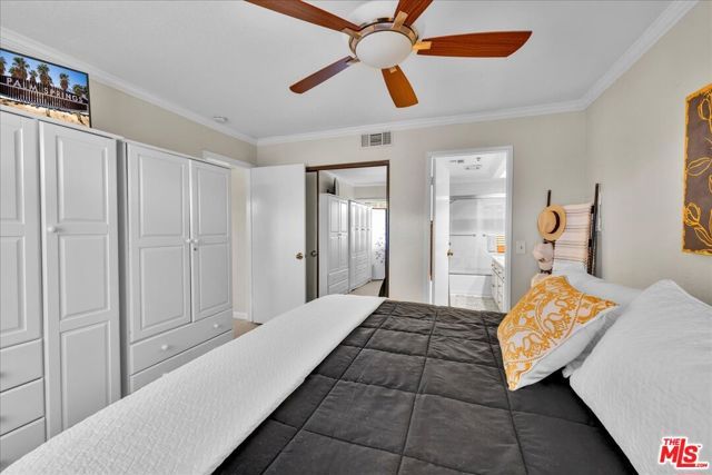 2700 Lawrence Crossley Road 83, Palm Springs, CA 92264
