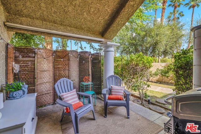 2700 Lawrence Crossley Road 83, Palm Springs, CA 92264