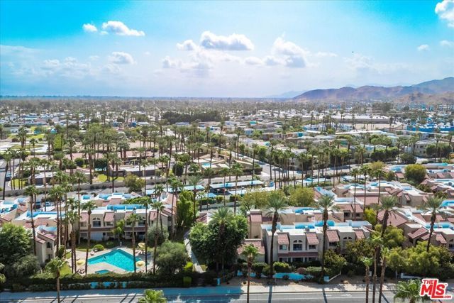 2700 Lawrence Crossley Road 83, Palm Springs, CA 92264