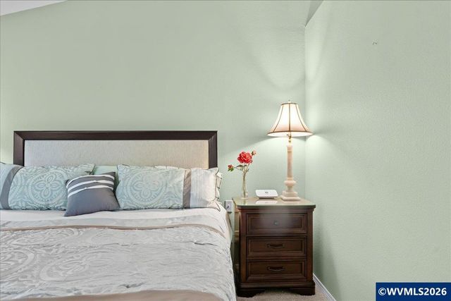 1953 Kenard St NW, Salem, OR 97304