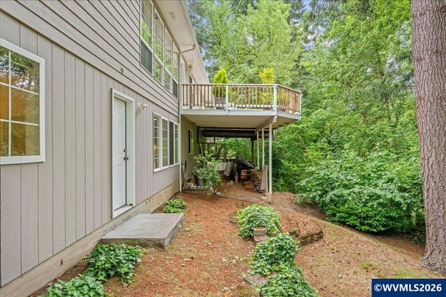 1953 Kenard St NW, Salem, OR 97304