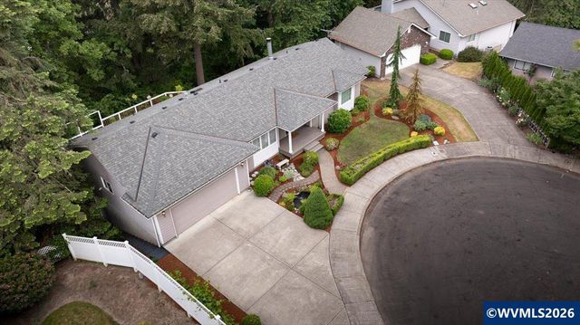 1953 Kenard St NW, Salem, OR 97304