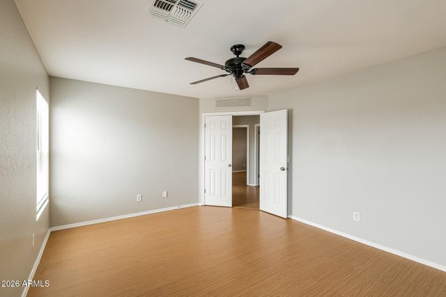 12762 W DAHLIA Drive, El Mirage, AZ 85335