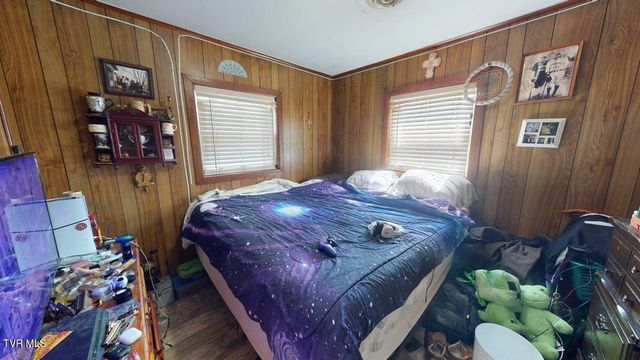 525 Matthews Lane, Mosheim, TN 37818