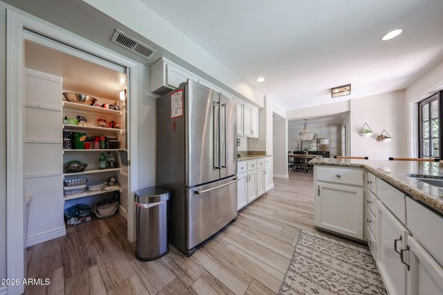 8085 E DEL TRIGO Drive, Scottsdale, AZ 85258