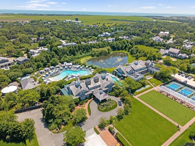 3 Field Club Ln, Edgartown, MA 02539