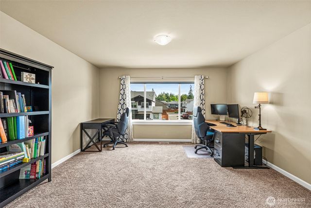 5711 145th Street Ct E, Puyallup, WA 98375