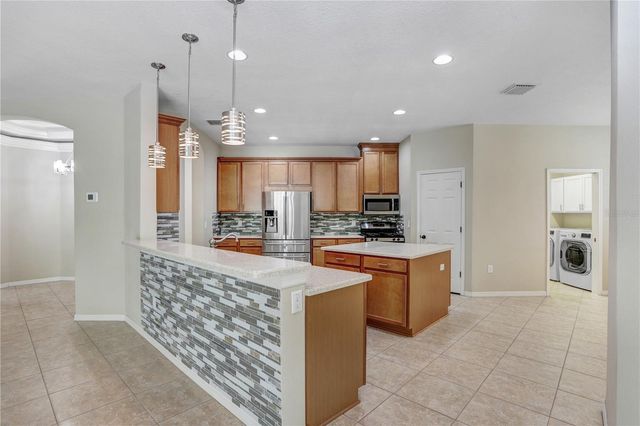 11318 COVENTRY GROVE CIRCLE, Lithia, FL 33547