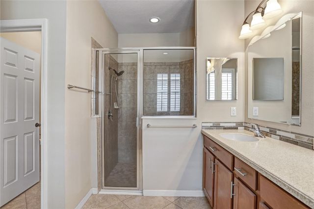 11318 COVENTRY GROVE CIRCLE, Lithia, FL 33547